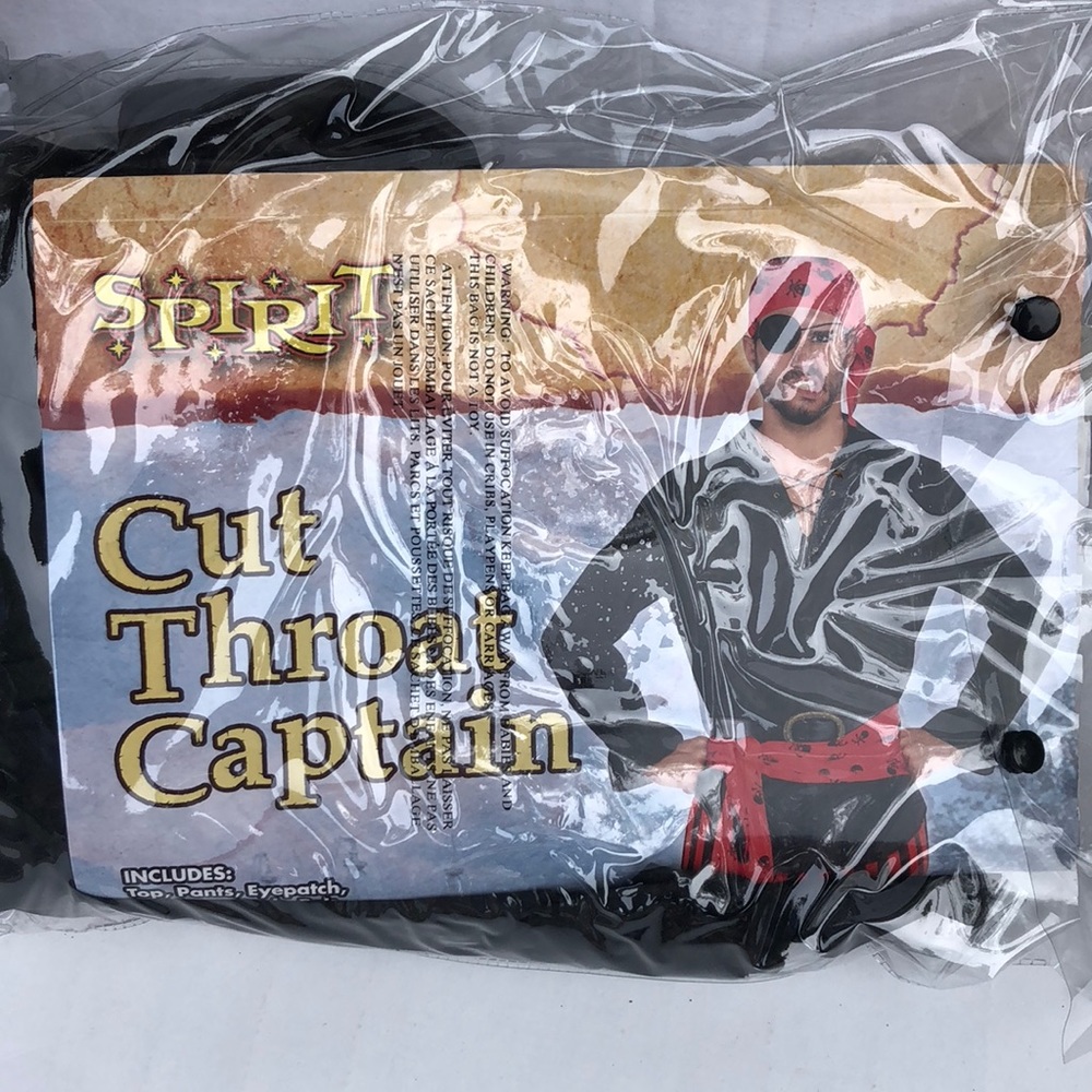 Men’s pirate costume